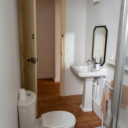 D'hotes Chateau De Etienne Du Bois